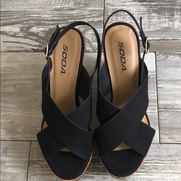 Black Criss Cross Slingback Faux Wooden Wedge - Picture 5 of 8